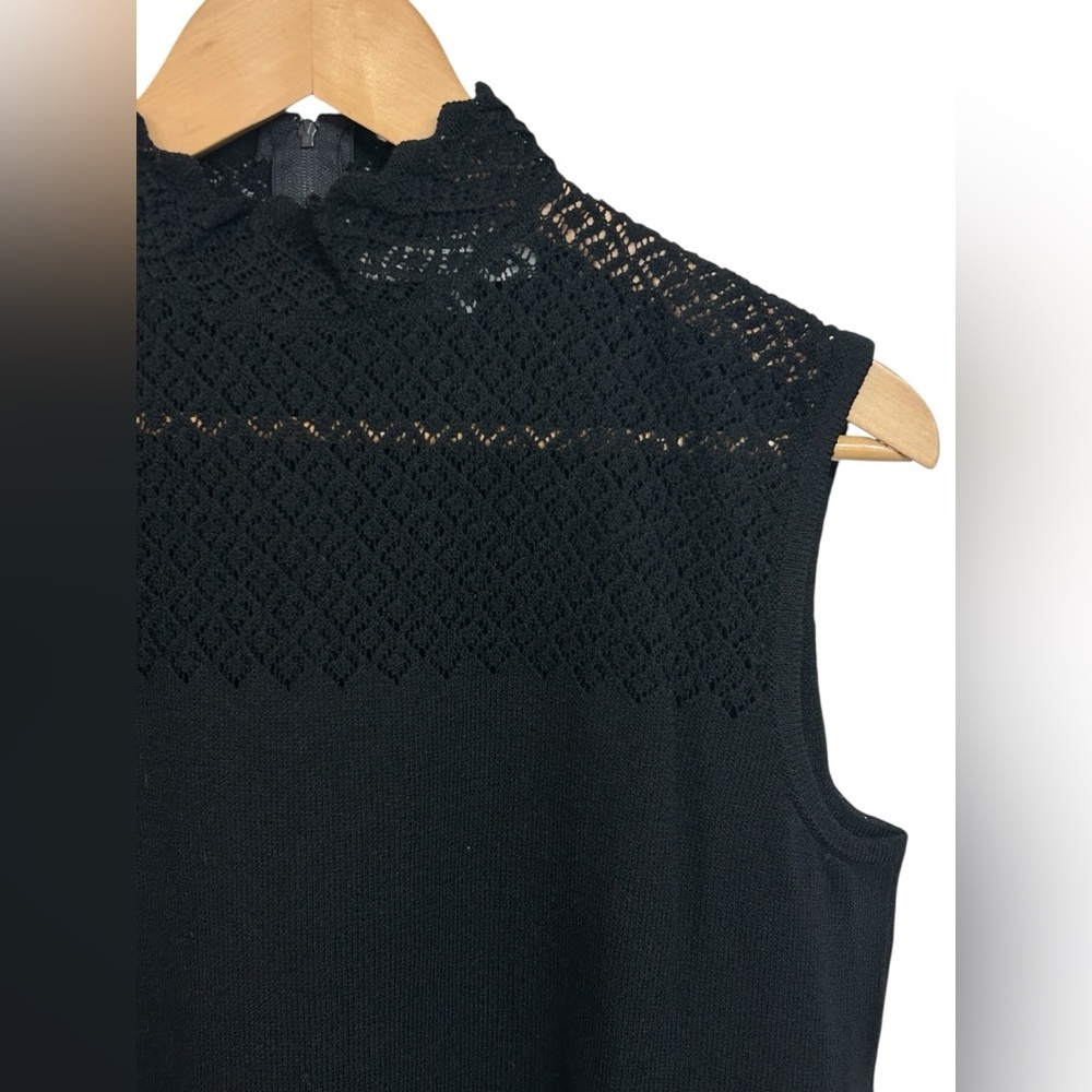 St. John Evening Black Sleeveless Mock Neck Top Size Large - Picture 4 of 7